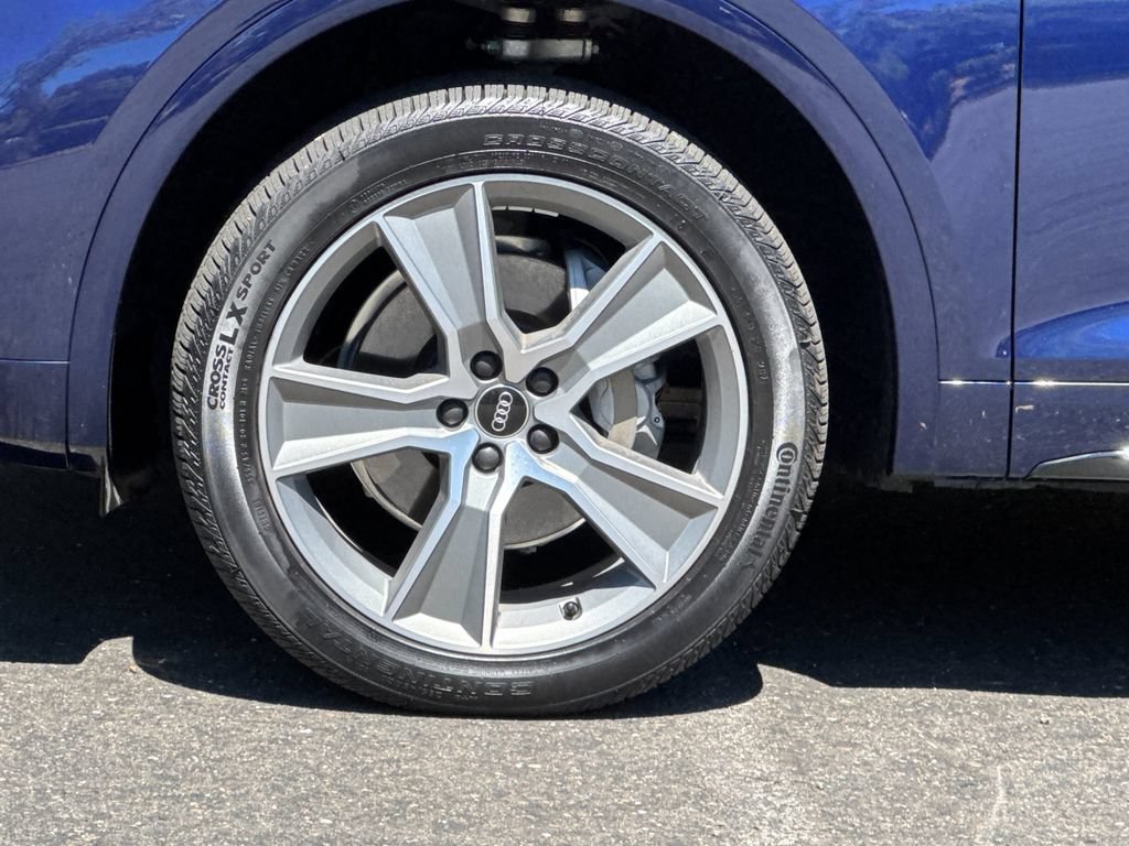 Used 2025 Audi Q5 2.0T Premium AWD/4WD image 40