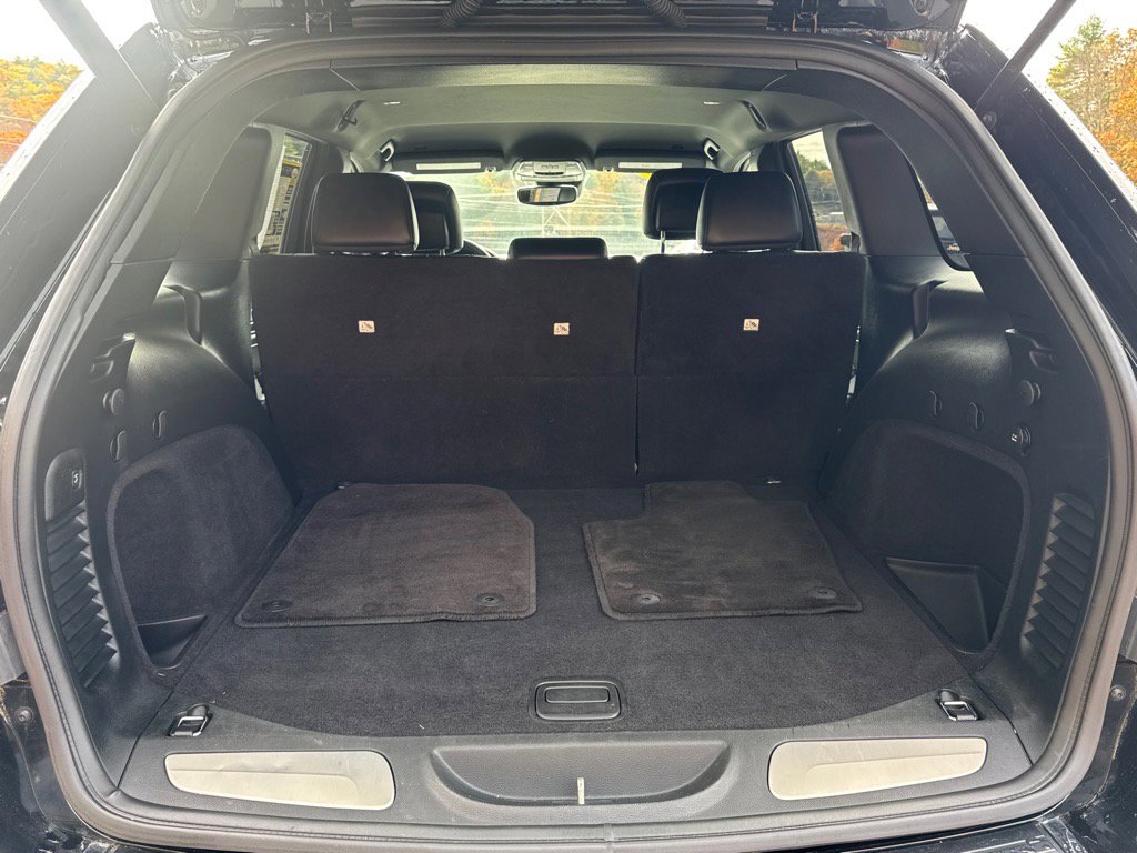 Used 2018 Jeep Grand Cherokee Limited image 6