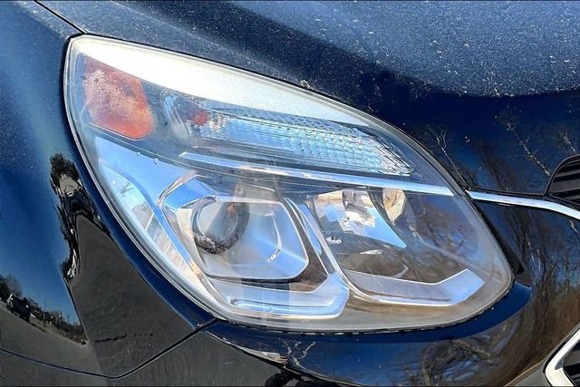 Used 2017 Chevrolet Equinox LS image 29