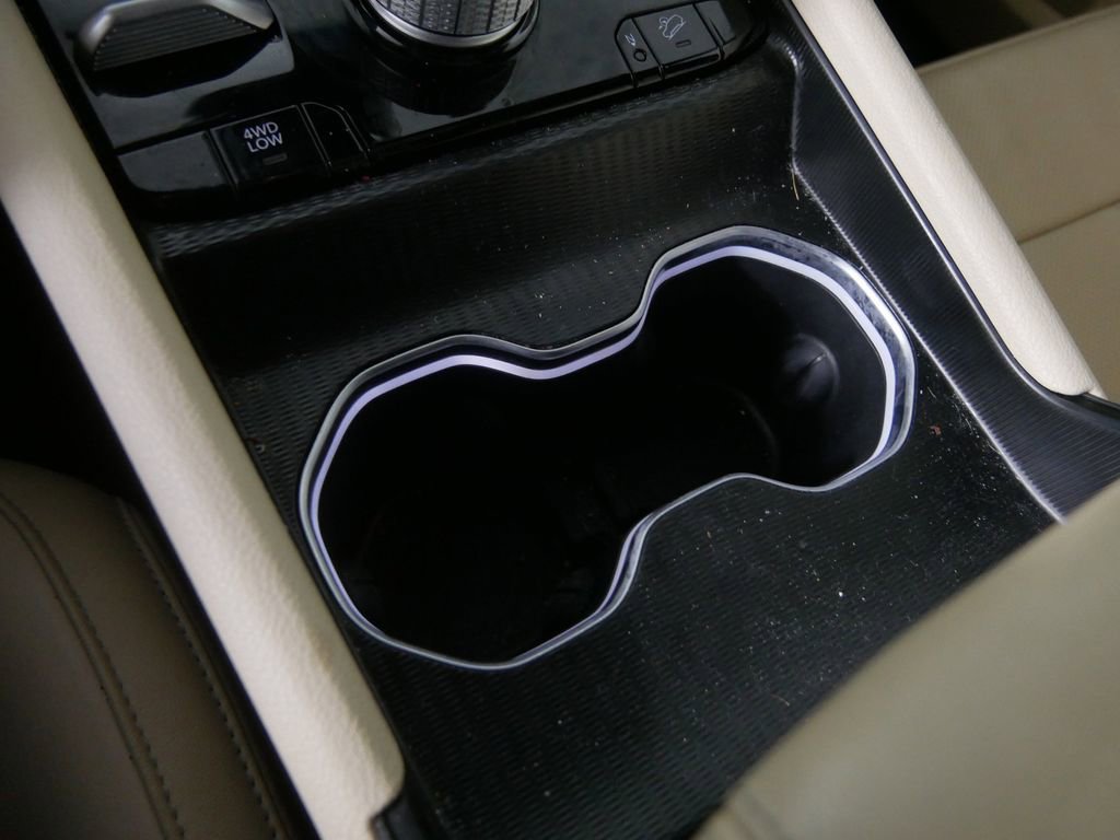 Used 2024 Jeep Grand Cherokee Limited 4xe w/ Luxury Tech Group II image 26