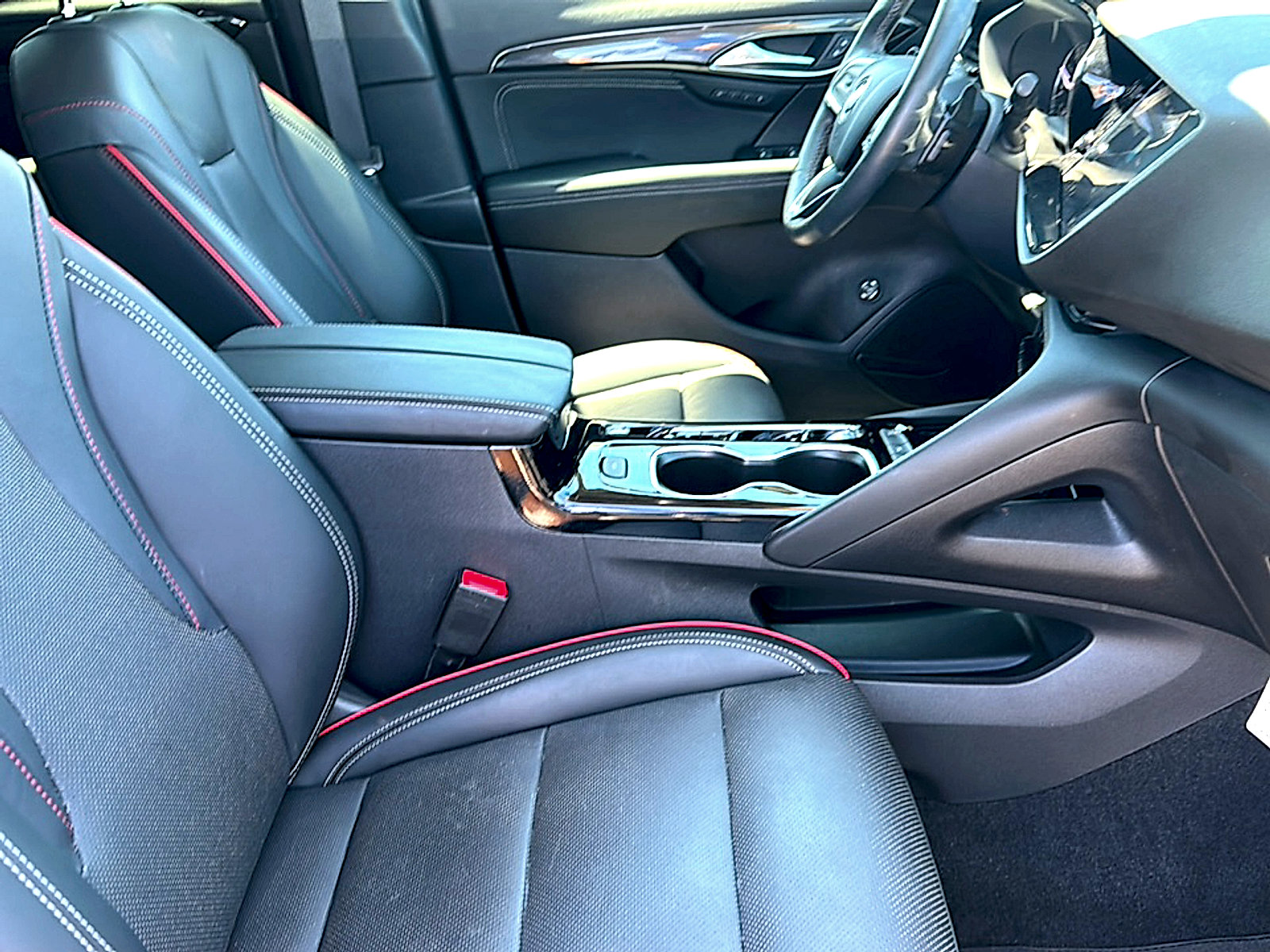 Used 2023 Buick Envision Essence w/ Sport Touring Package FWD image 38