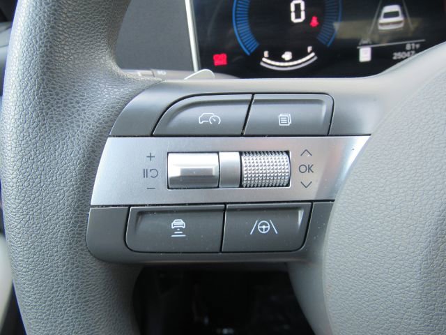 Used 2025 Hyundai Sonata SEL image 35