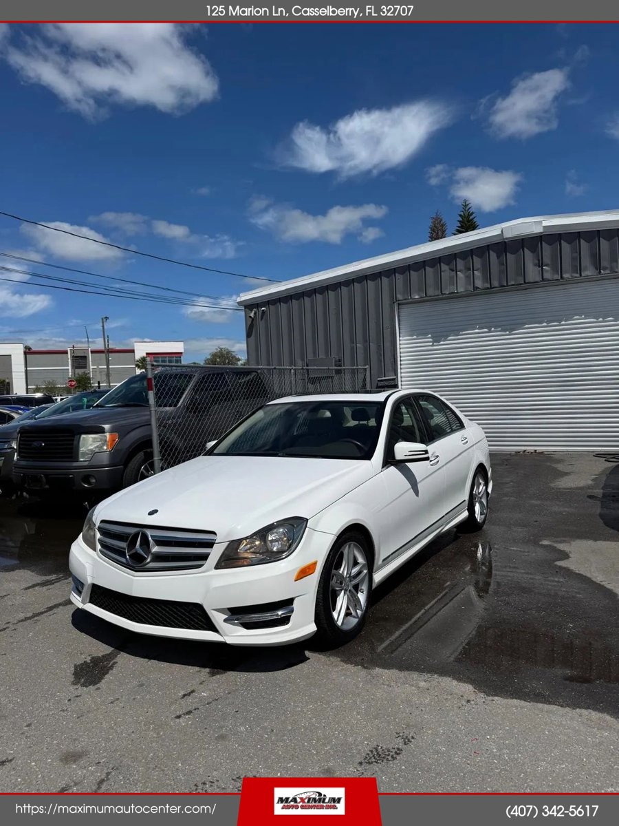 Used 2013 Mercedes-Benz C 250 Sedan image 2