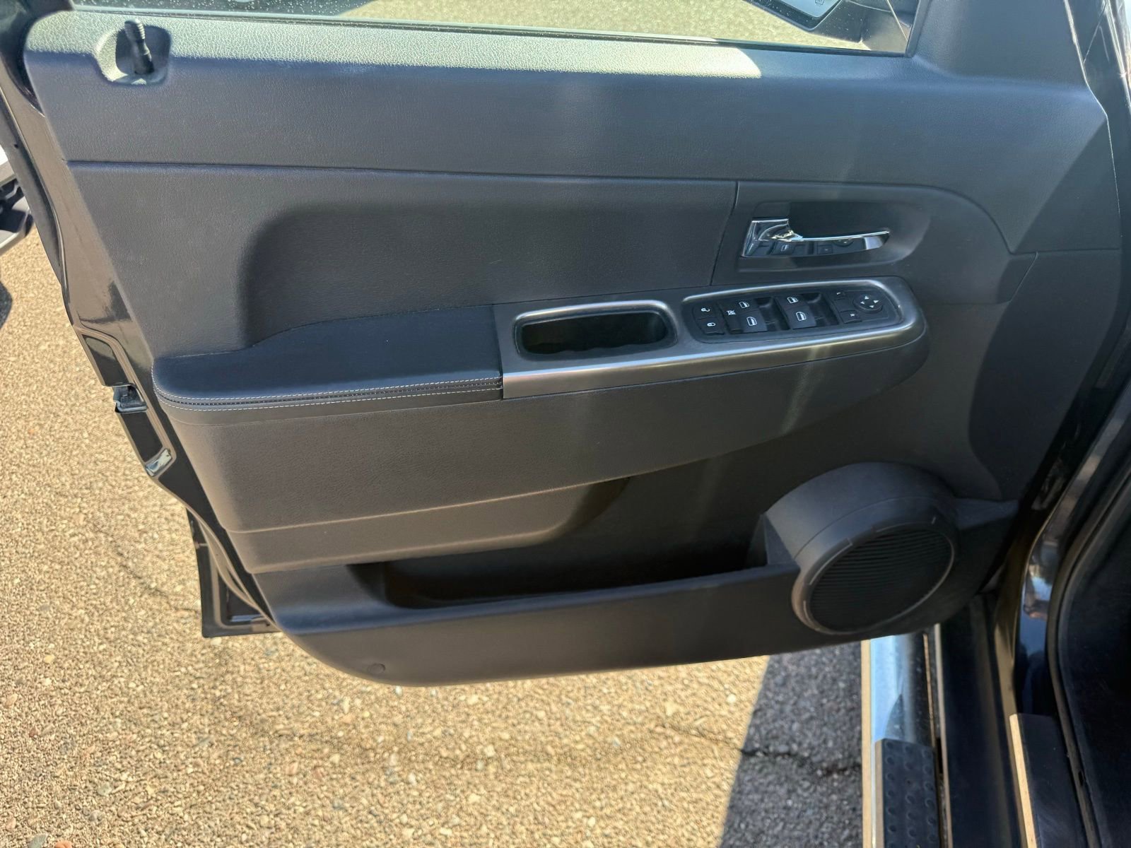 Used 2011 Jeep Liberty Limited w/ Chrome Accents Group image 15