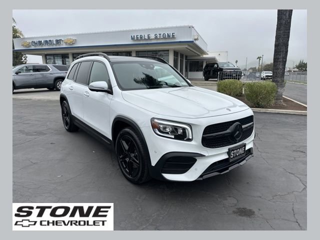 Used 2022 Mercedes-Benz GLB 250 image 1