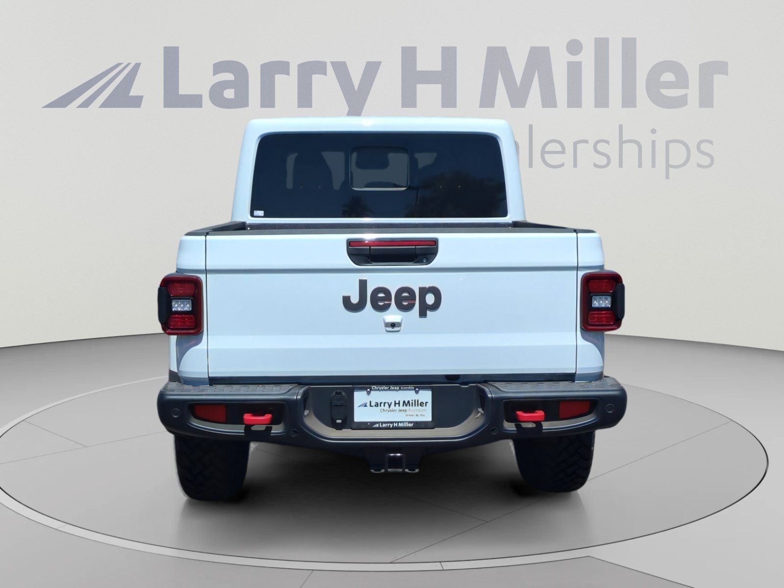 New 2026 Jeep Gladiator Rubicon w/ Capability Package AWD/4WD image 4