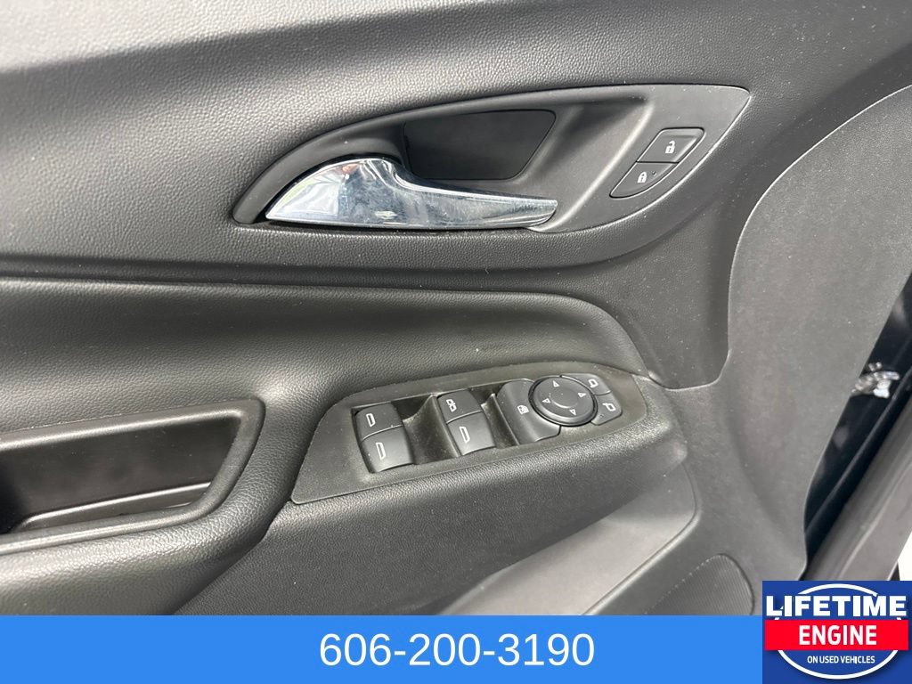 Used 2020 Chevrolet Equinox LT w/ Driver Convenience Package FWD image 31