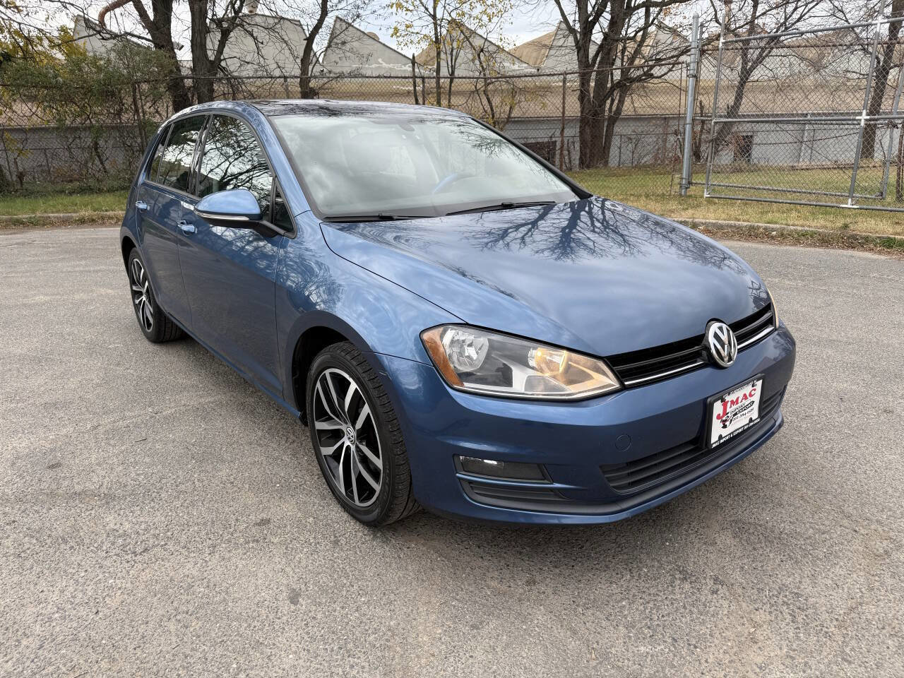 Used 2016 Volkswagen Golf SE FWD image 7