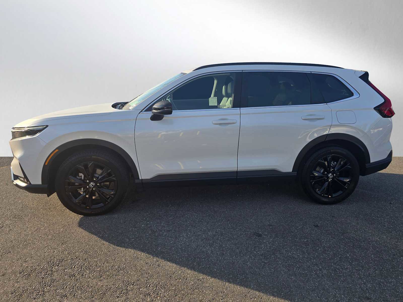 Used 2024 Honda CR-V Sport Touring image 6