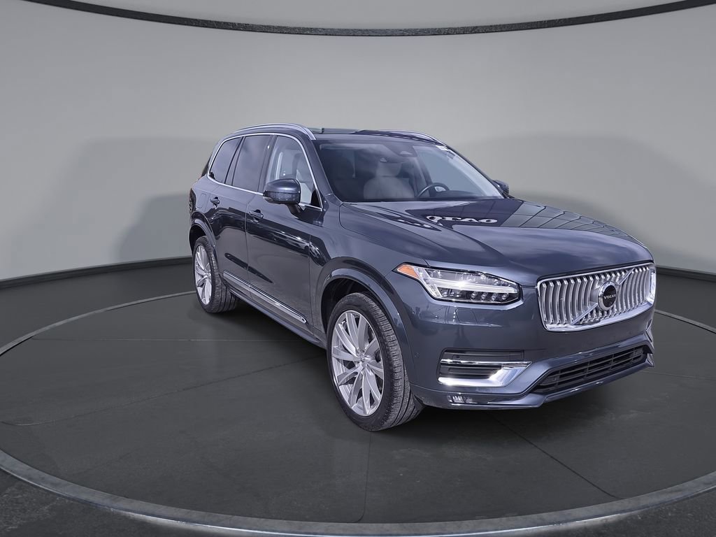 Used 2023 Volvo XC90 B6 Plus w/ Protection Package Premier AWD/4WD image 4