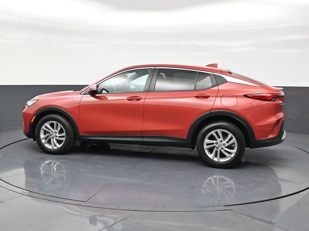 Used 2024 Buick Envista Preferred image 2