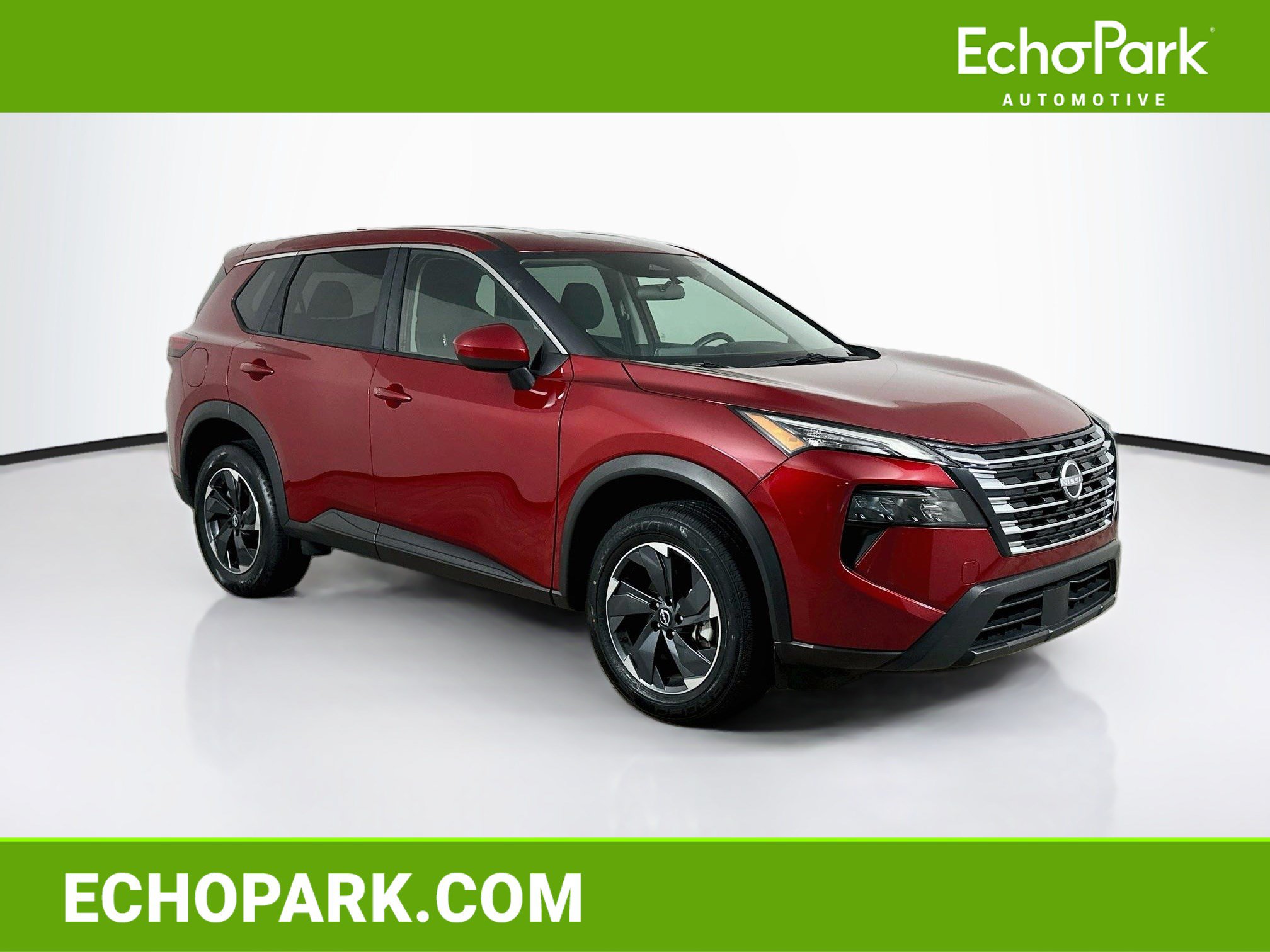 Used 2025 Nissan Rogue SV AWD/4WD image 1