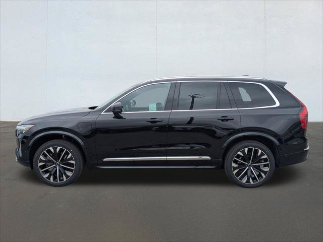 New 2026 Volvo XC90 T8 Ultra w/ Protection Package AWD/4WD image 3