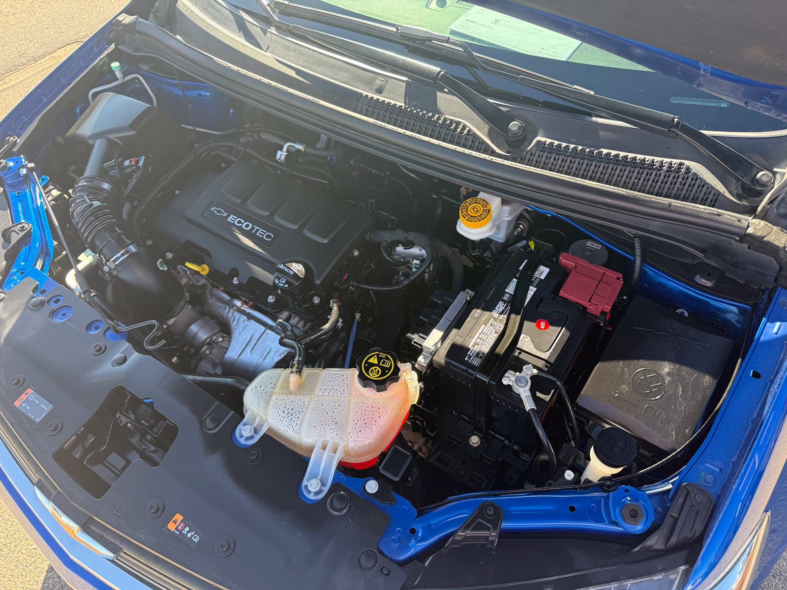 Certified 2020 Chevrolet Sonic LT FWD image 37