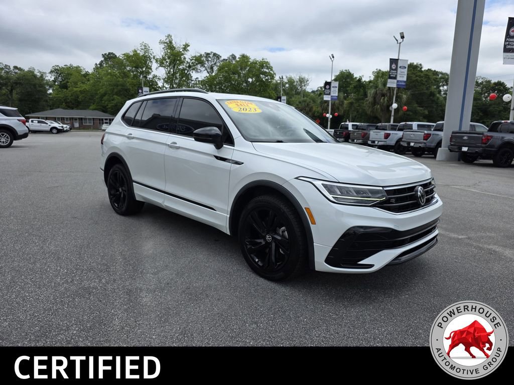 Used 2023 Volkswagen Tiguan SE R-Line FWD image 9