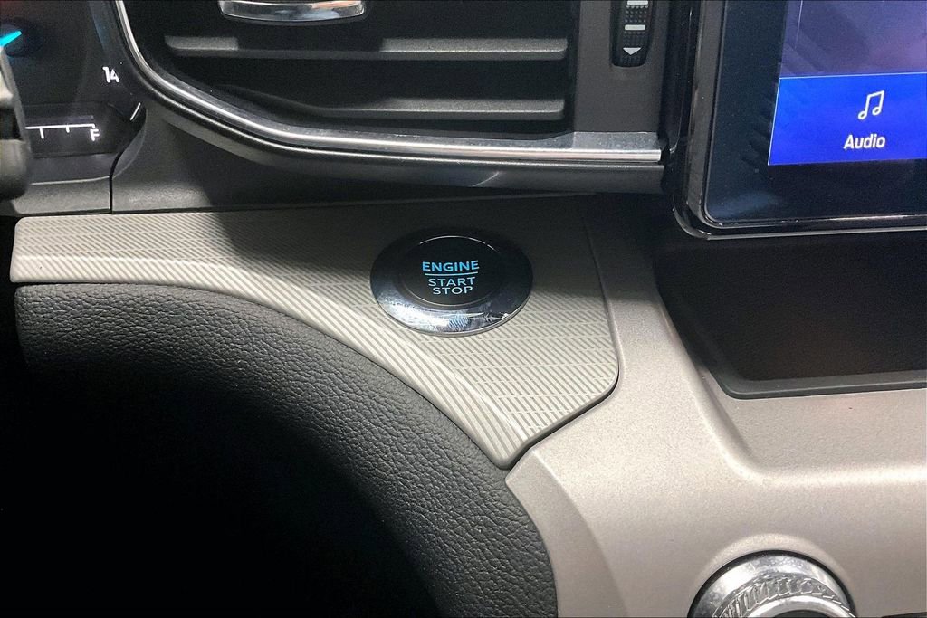 Used 2023 Ford Explorer XLT w/ Equipment Group 202A image 21