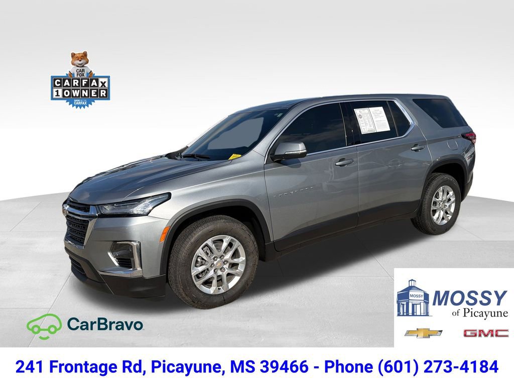Used 2024 Chevrolet Traverse LS w/ Safety Package image 1