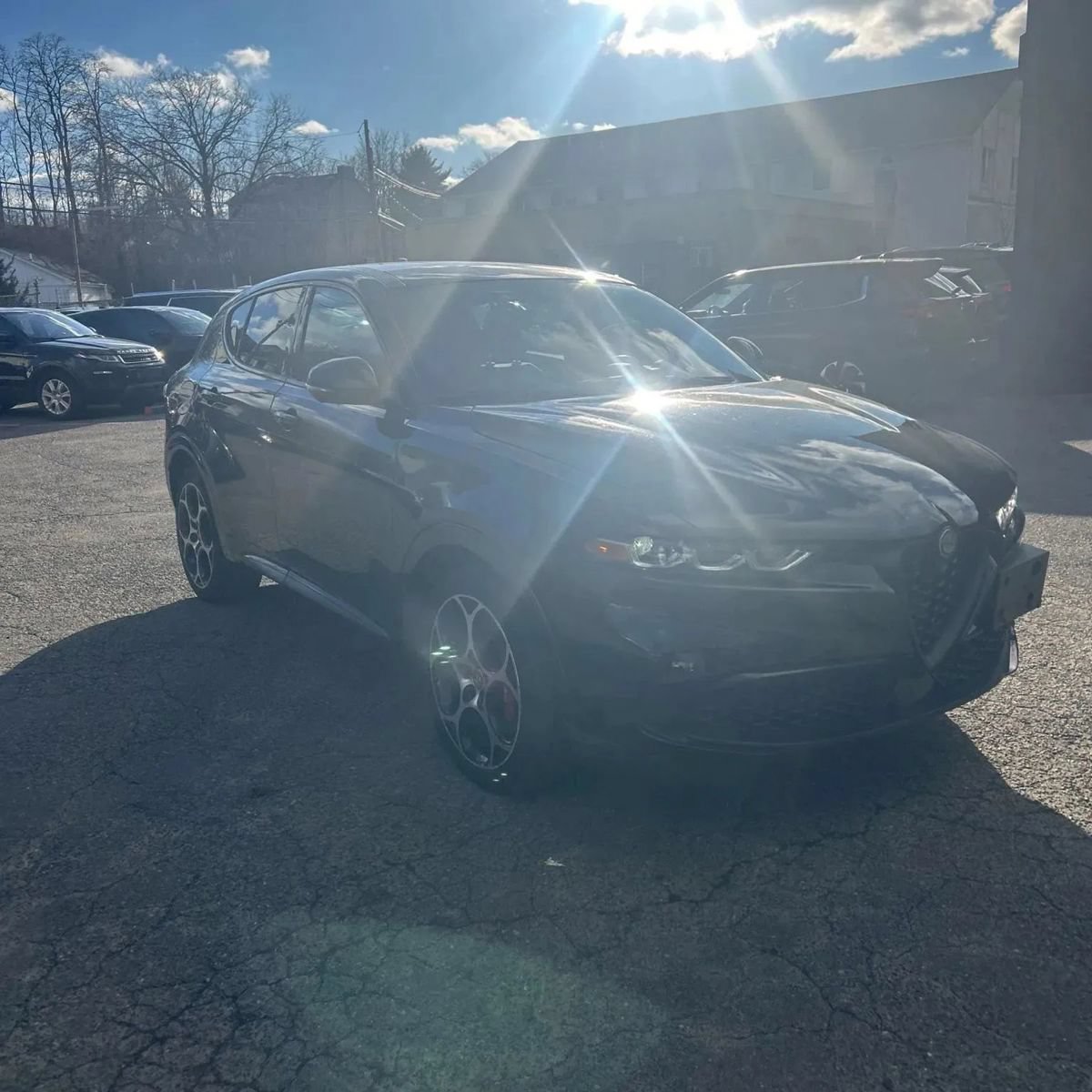 Used 2024 Alfa Romeo Tonale Veloce w/ Active Assist Package AWD/4WD image 4