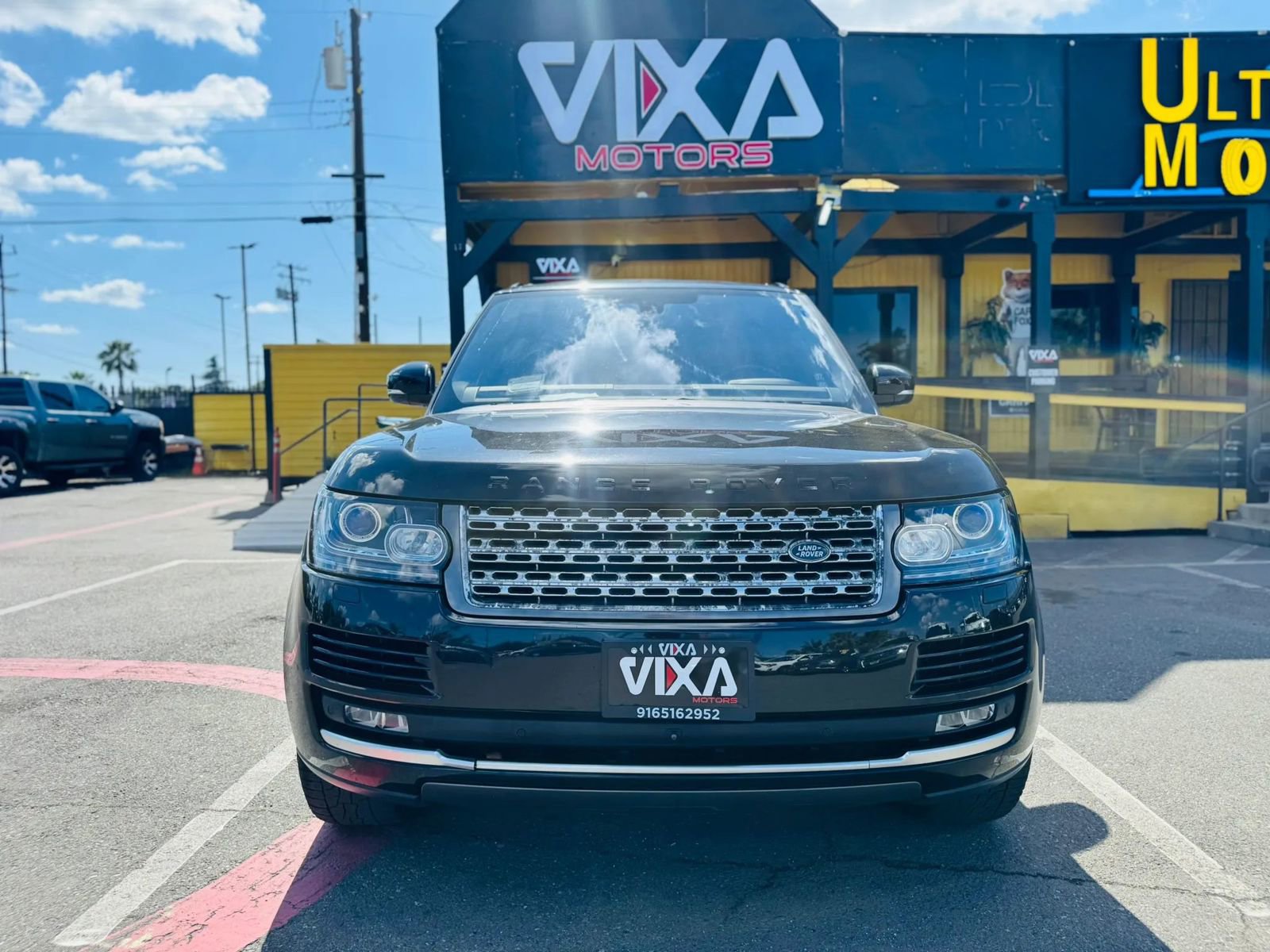 Used 2016 Land Rover Range Rover HSE AWD/4WD image 2