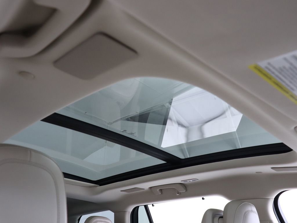 Used 2020 Lincoln Aviator Reserve w/ Equipment Group 201A image 32