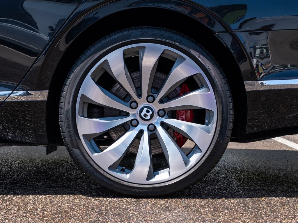 Used 2020 Bentley Flying Spur W12 w/ First Edition Specification AWD/4WD image 31