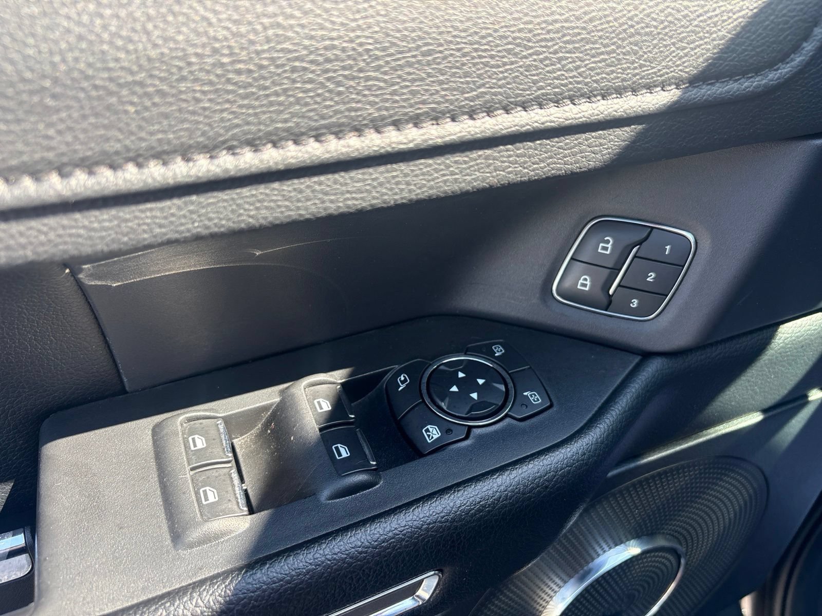 Used 2021 Ford Expedition Max XLT AWD/4WD image 30