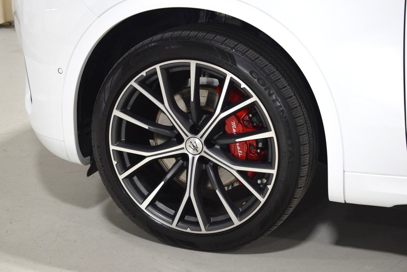Used 2023 Maserati Grecale Modena AWD/4WD image 5