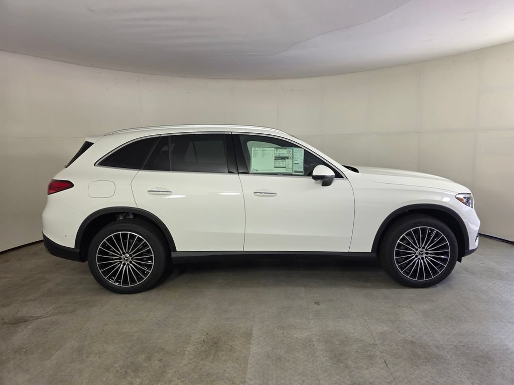 New 2026 Mercedes-Benz GLC 300 image 3