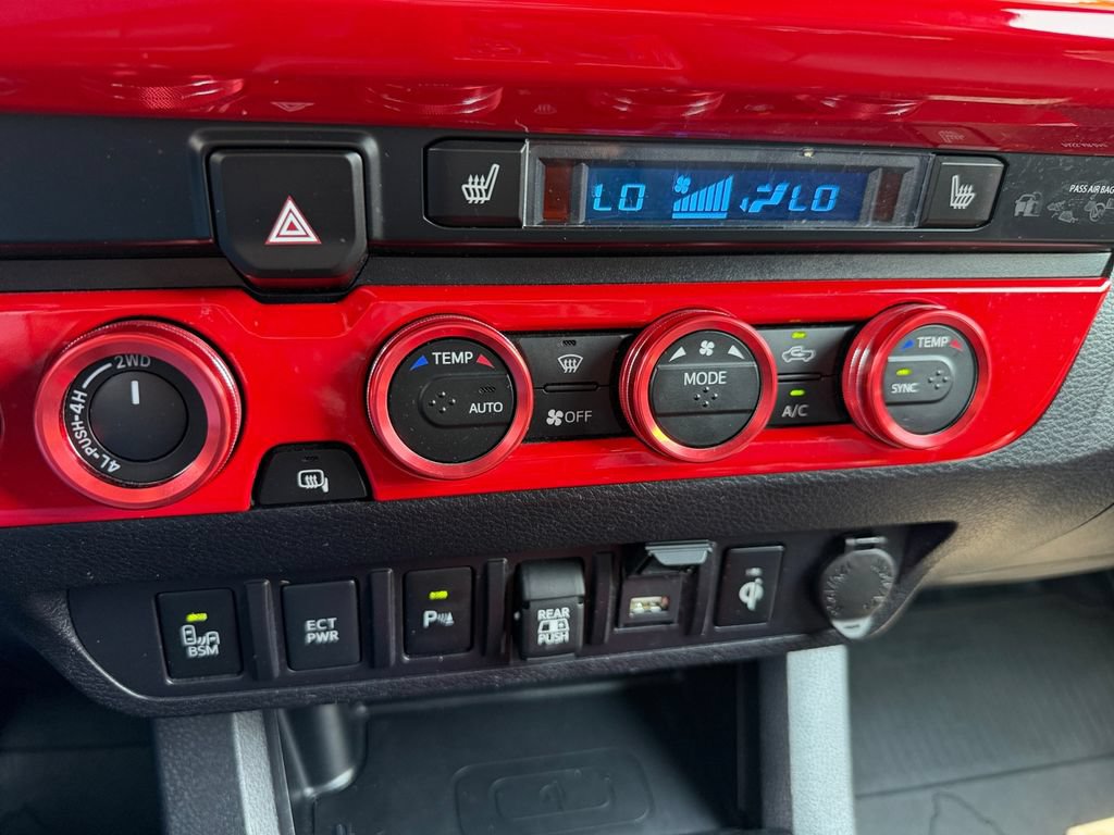 Used 2023 Toyota Tacoma TRD Pro AWD/4WD image 22