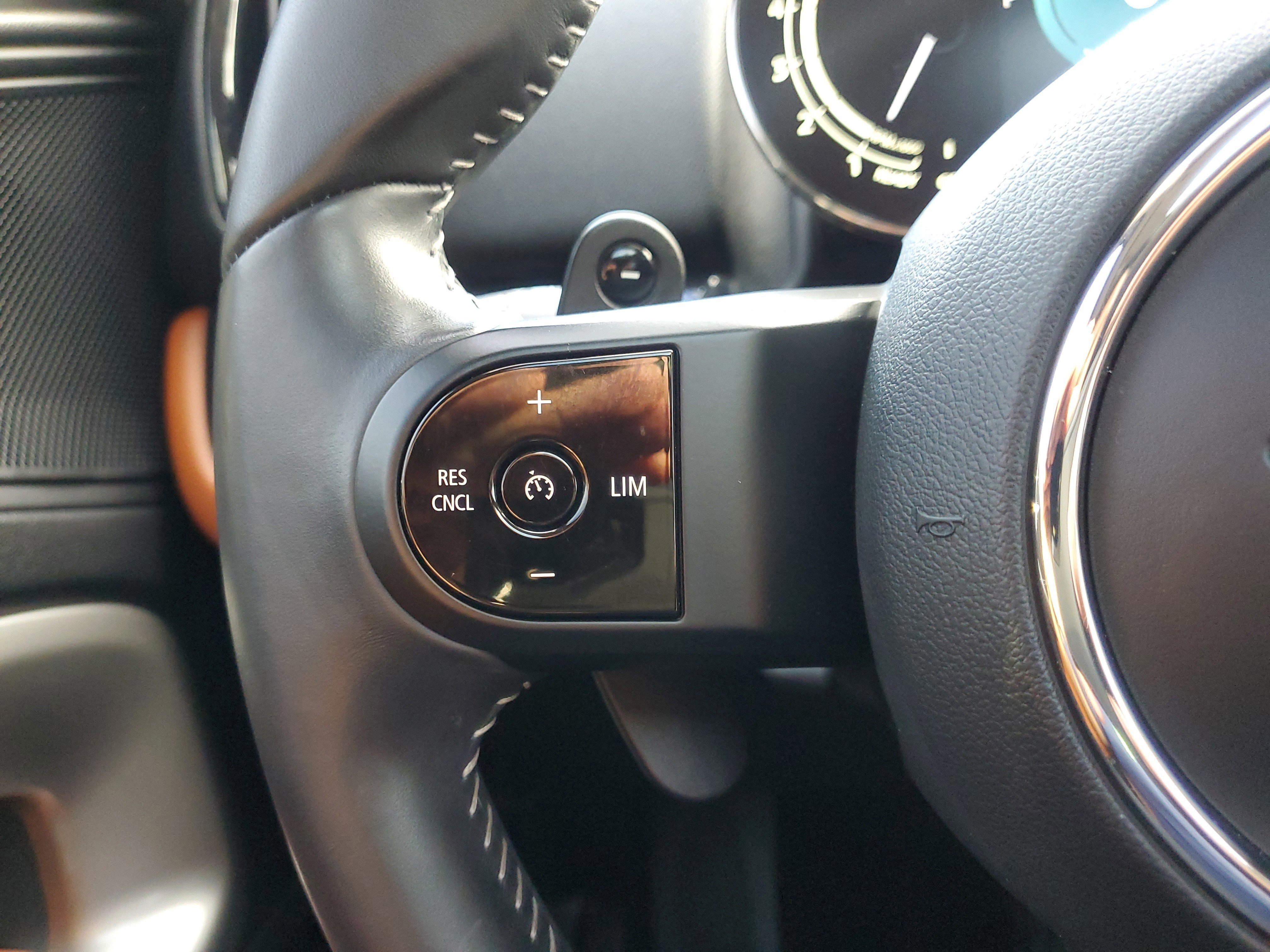 Used 2023 MINI Cooper Countryman S w/ Signature Upholstery Package image 23