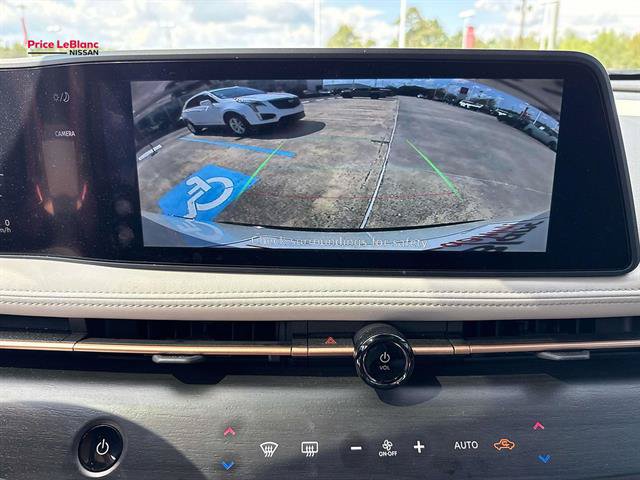 Used 2025 Nissan Ariya FWD image 26