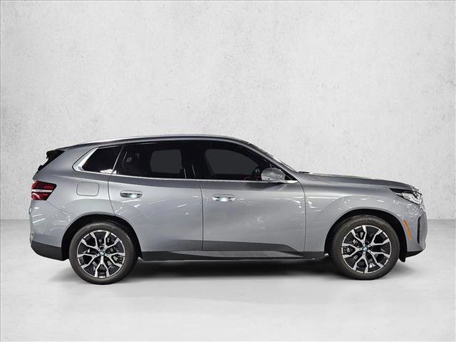 Certified 2025 BMW X3 xDrive30 w/ Premium Package AWD/4WD image 4