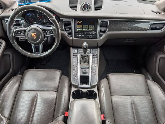 Used 2015 Porsche Macan Turbo AWD/4WD image 5