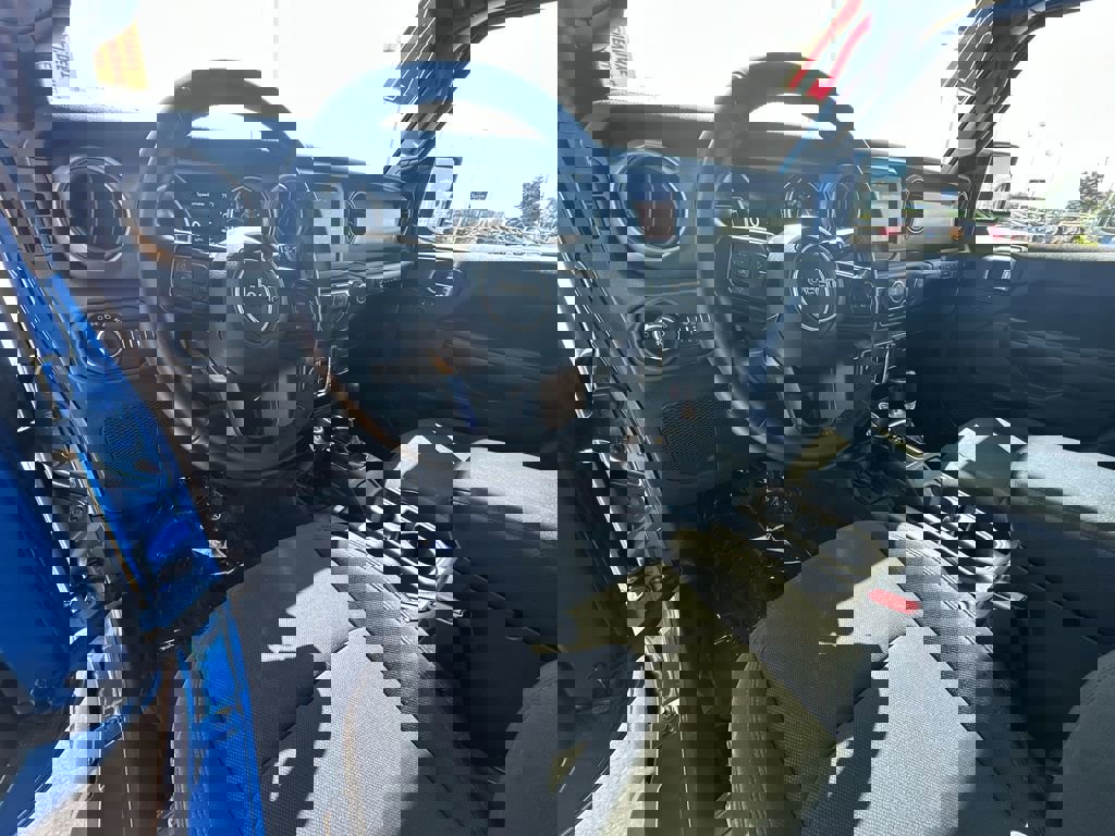 Used 2021 Jeep Wrangler Unlimited Sport image 11