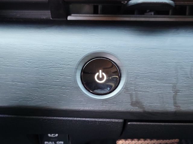 Used 2024 Nissan Ariya AWD image 19