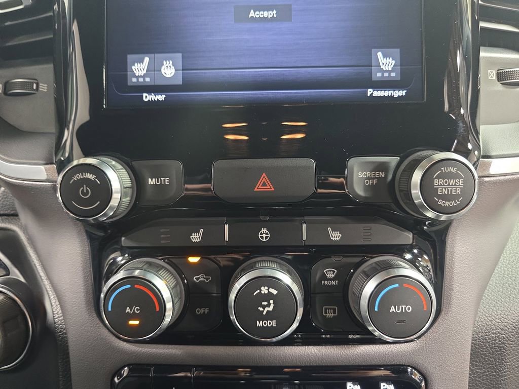Used 2019 RAM 1500 Big Horn AWD/4WD image 20