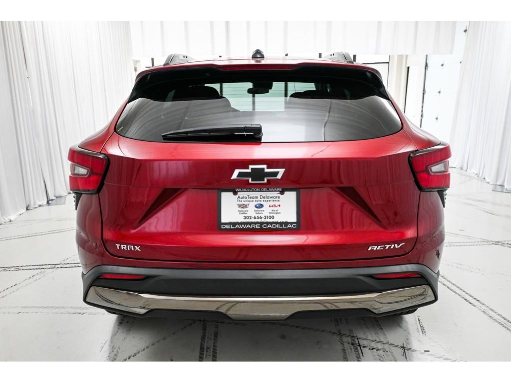 Used 2024 Chevrolet Trax ACTIV image 6