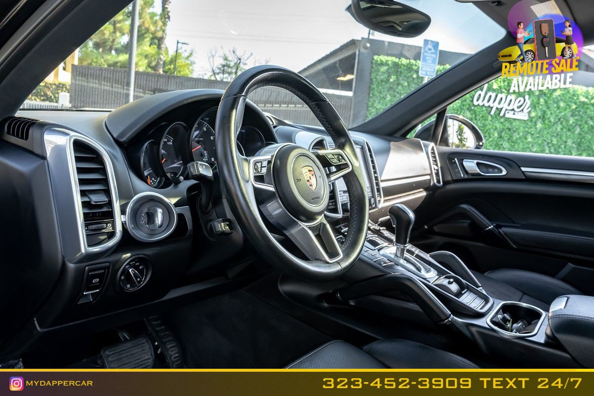 Used 2018 Porsche Cayenne AWD/4WD image 10