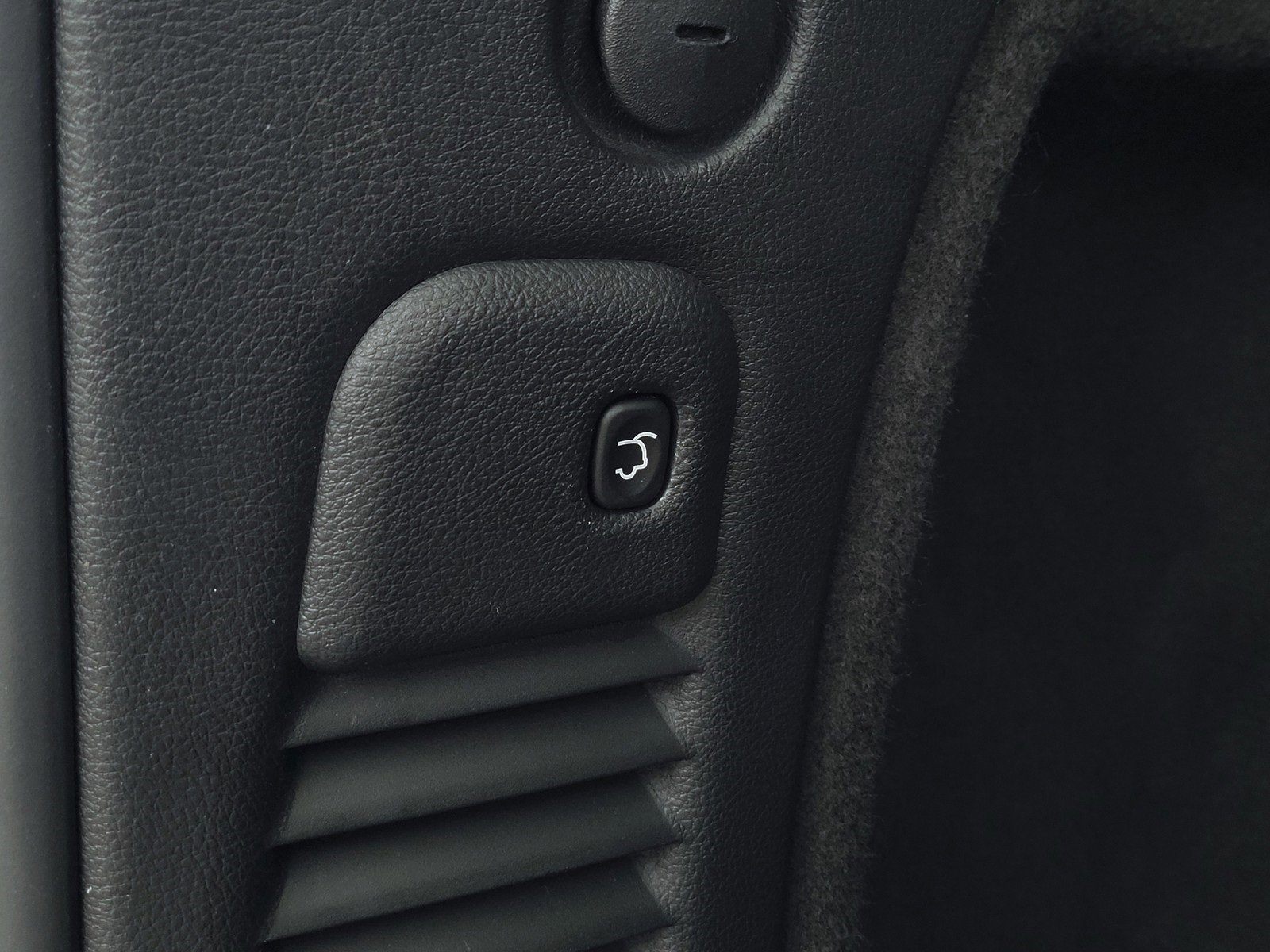 Used 2022 Dodge Durango GT image 24