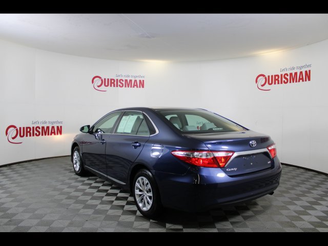 Used 2017 Toyota Camry LE FWD image 6