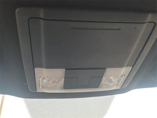 Used 2019 Ford Explorer XLT image 35