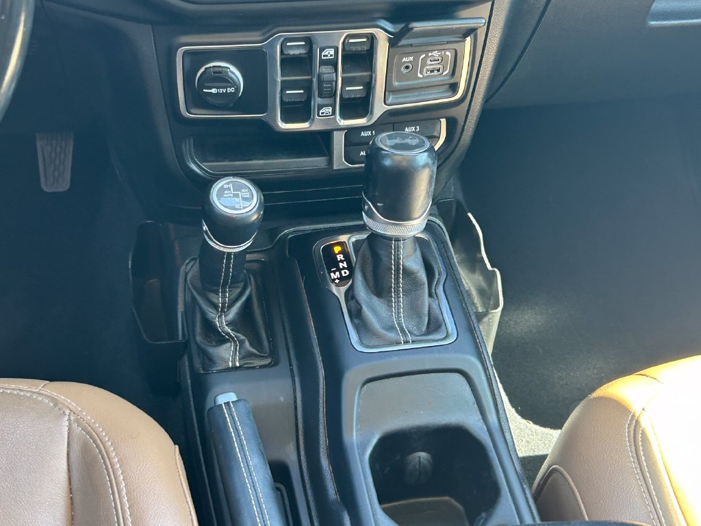 Used 2022 Jeep Wrangler Unlimited Sahara AWD/4WD image 23