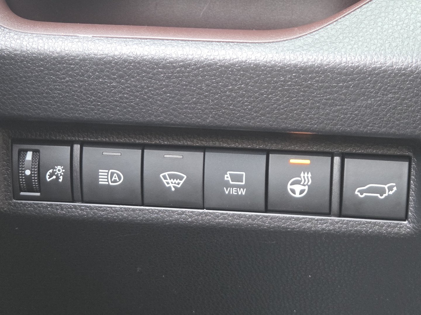 Used 2021 Toyota RAV4 Limited AWD/4WD image 34