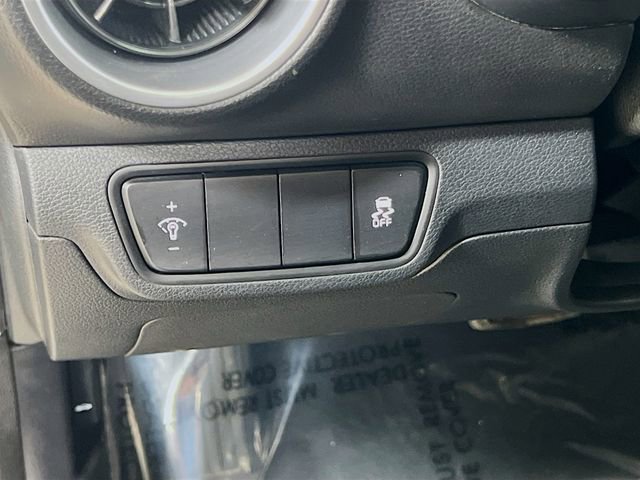 Certified 2023 Kia Forte LXS image 10