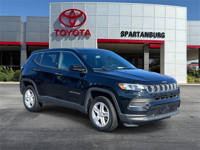 Used 2024 Jeep Compass Sport image 1