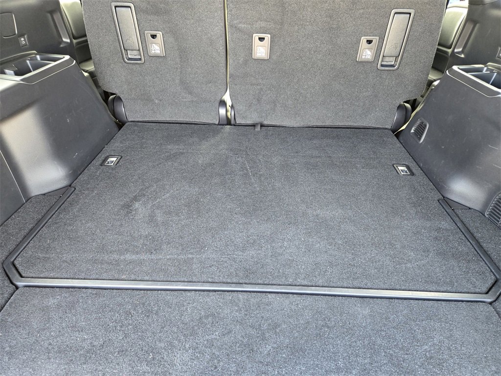 Used 2025 Toyota Land Cruiser image 33