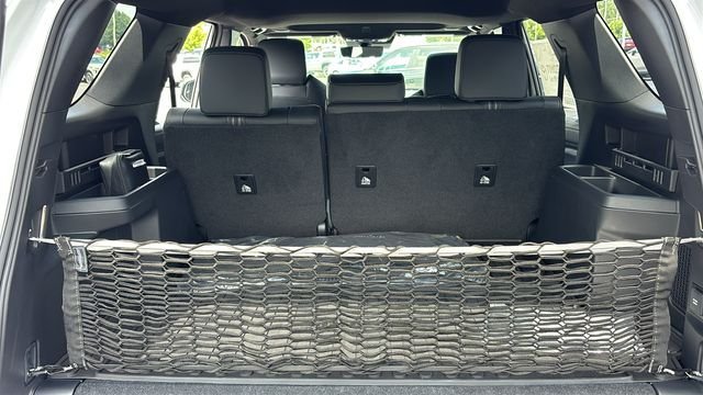 New 2026 Toyota 4Runner Limited AWD/4WD image 35