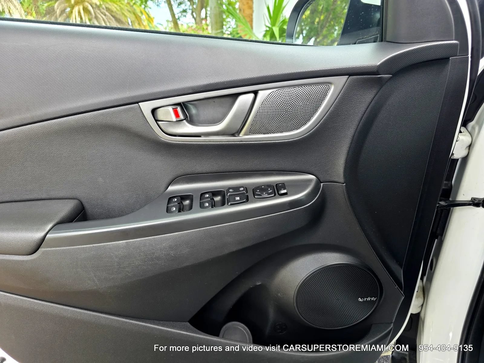 Used 2021 Hyundai Kona Ultimate FWD image 25
