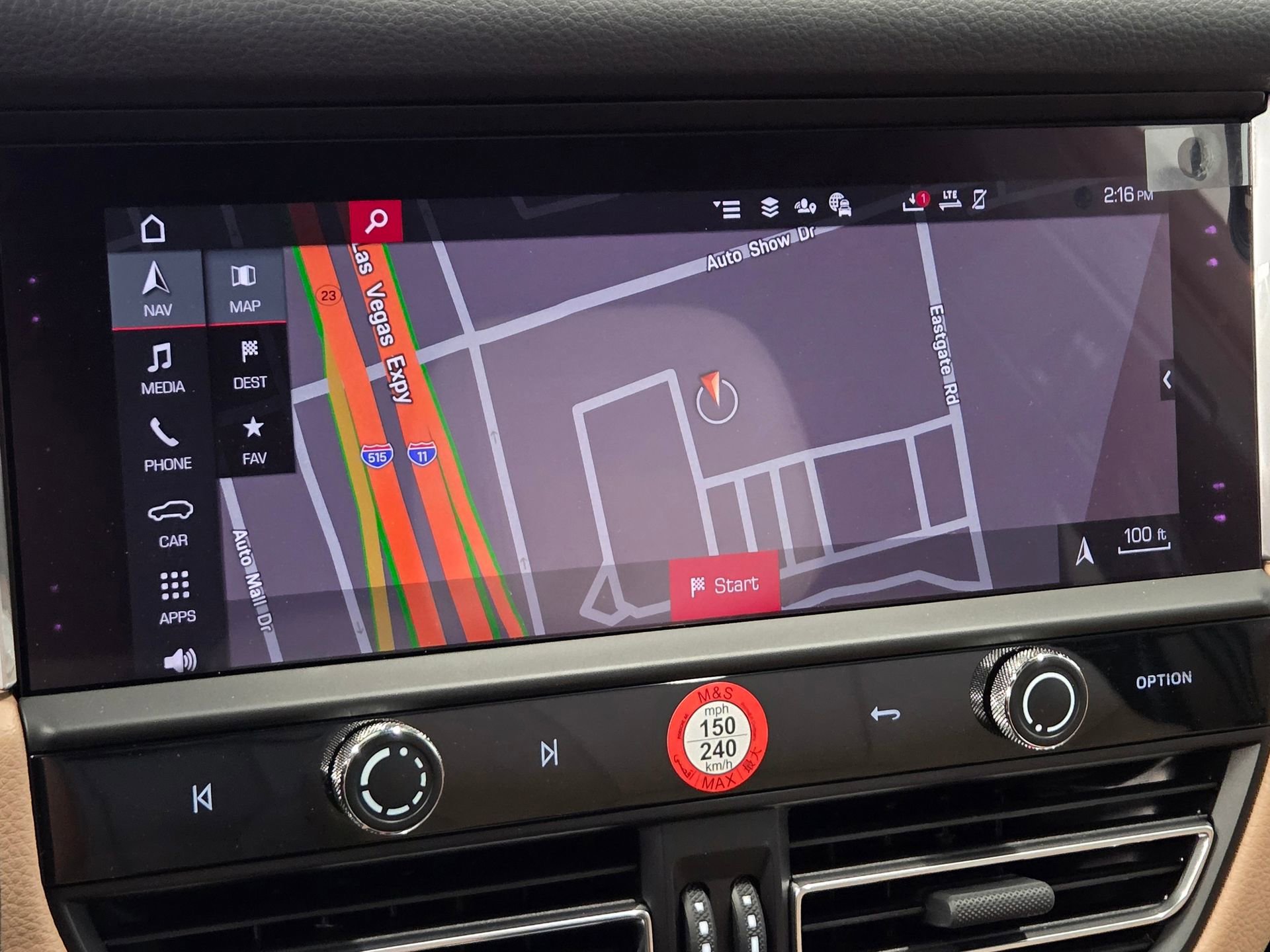 Certified 2026 Porsche Macan AWD/4WD image 20