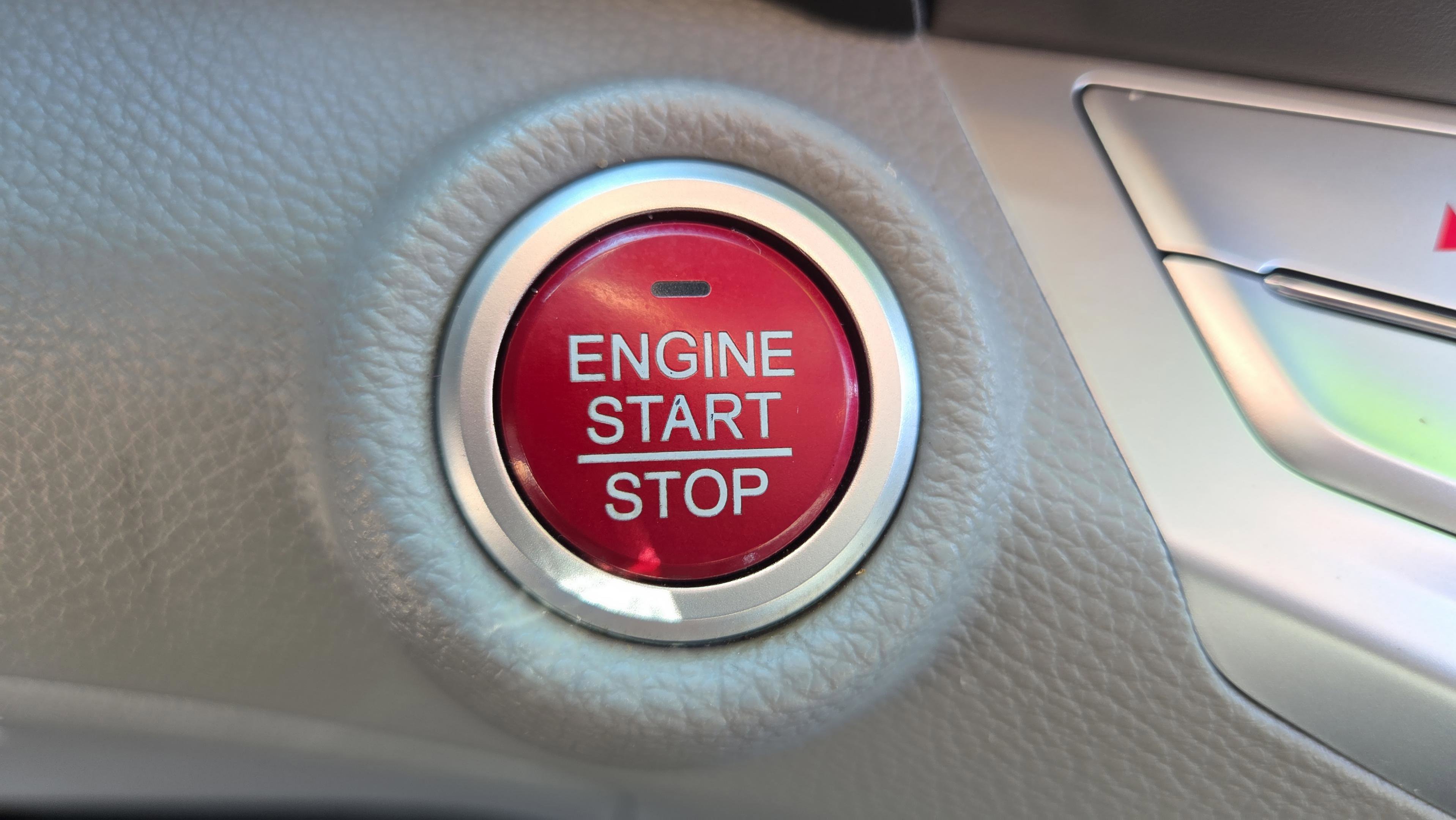 Used 2015 Honda Accord EX-L image 41